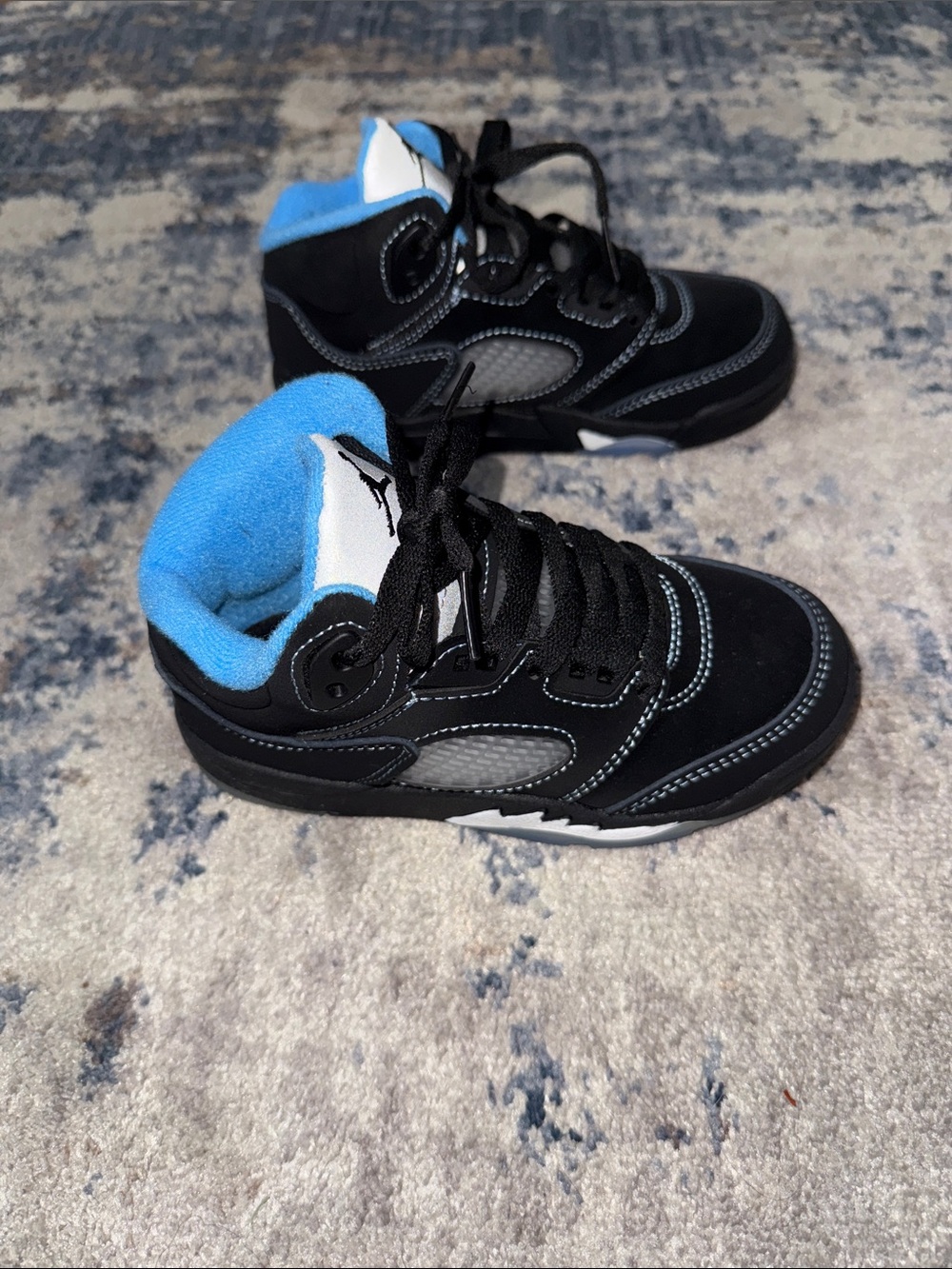 Jordan little Kids Black/ Blue Retro 5 12C